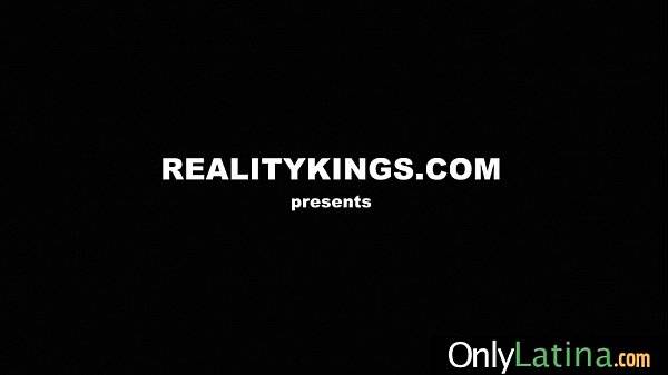 Clean Fucking(Violet Starr) 01 vid-04