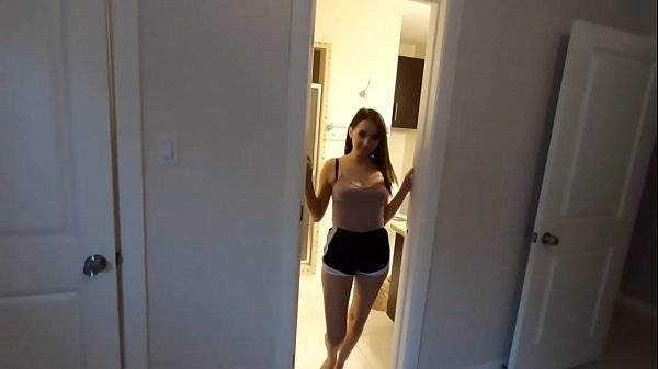 Step Brother cums too early on sisters Mouth an…