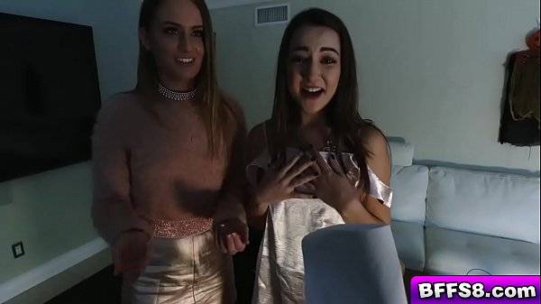Sorority sis sucking off a Frat guy