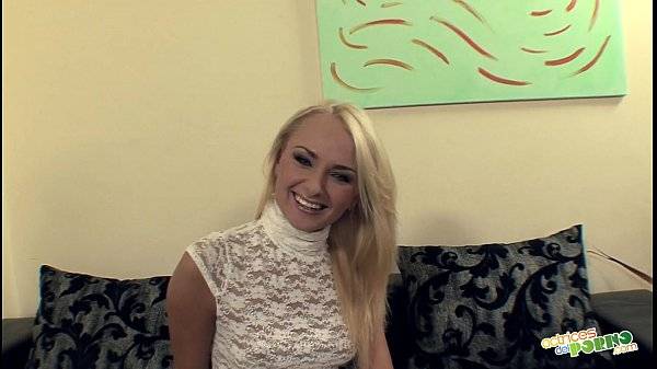 En casa de Ivana- Russian girl fucks hardcore