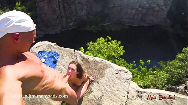 WILD PUBLIC FUCKING ON A HIGH CLIFF IN CANYON. MIA BANDINI