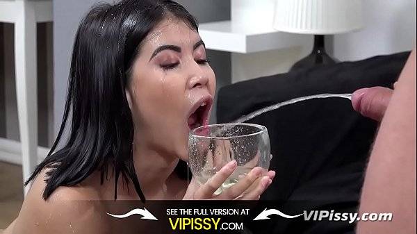 Vipissy – Piss Tasting Blowjob