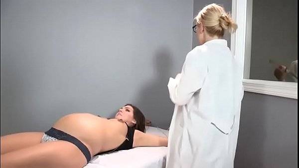 SADIE HOLMES PREGNANT – DOCTOR HELPS HER PATIENT TO REACH ORGASM